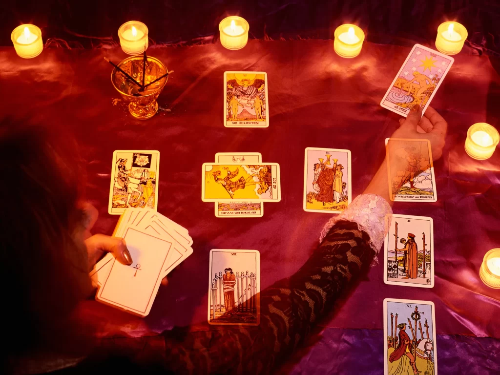 Know about how is career tarot card reading done?